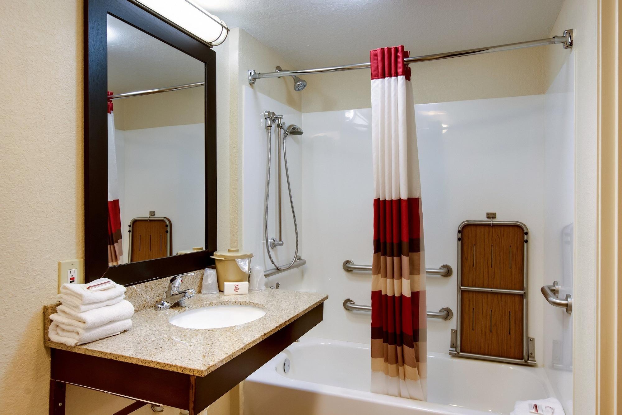 Red Roof Inn Grand Rapids Airport Cascade Екстер'єр фото